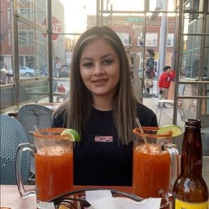 Meet your Posher, Rosa